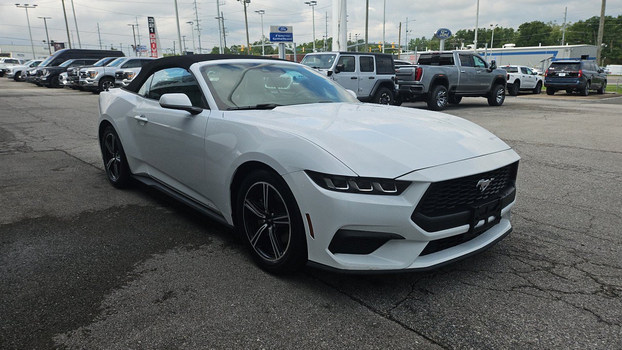 Used 2024 Ford Mustang Premium RWD image 7