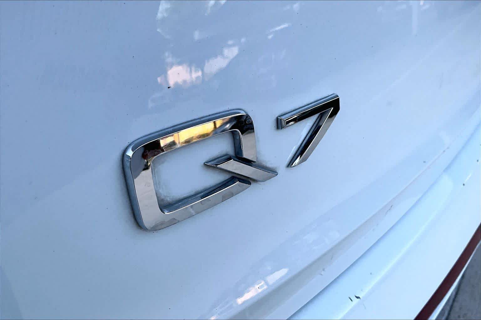 Used 2023 Audi Q7 3.0T Premium Plus AWD/4WD image 32