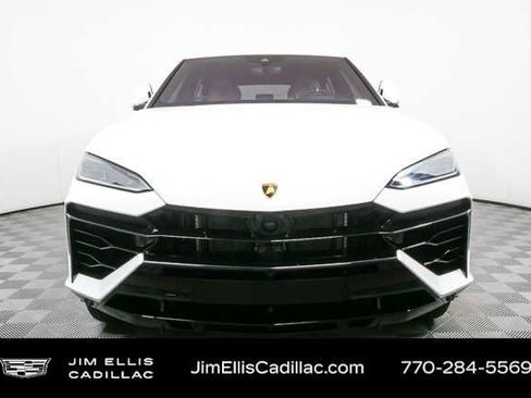 Used 2025 Lamborghini Urus SE image 37