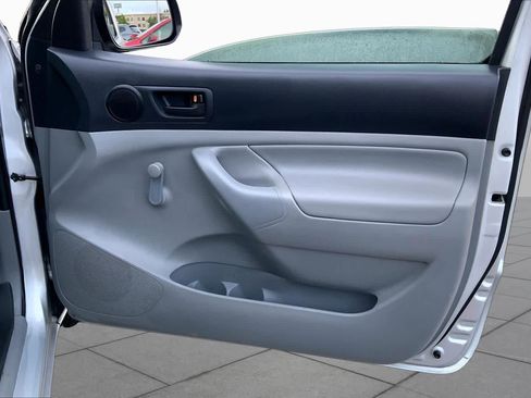 Used 2013 Toyota Tacoma 2WD Regular Cab image 15