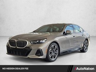Used 2027 BMW 530i w/ M Sport Package RWD video 1