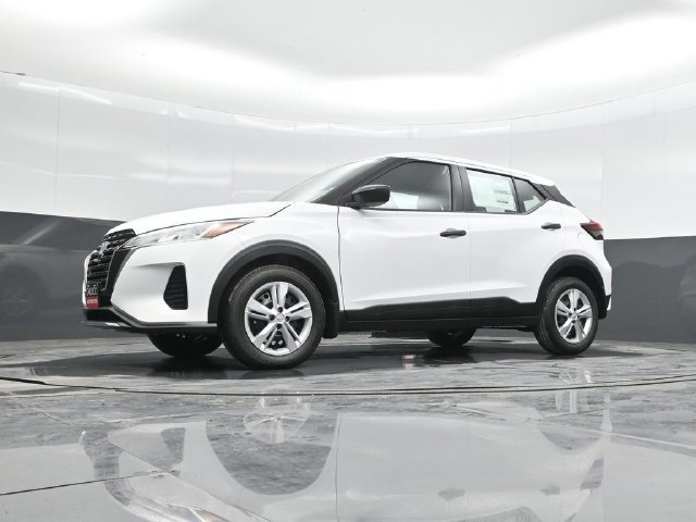 Used 2025 Nissan Kicks Play S FWD image 38