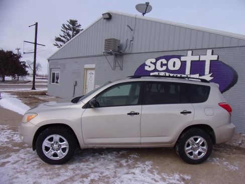 Used 2007 Toyota RAV4 4WD w/ 3rd Row image 1
