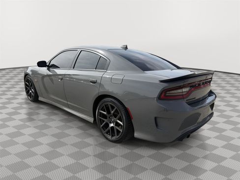 Used 2017 Dodge Charger R/T Scat Pack w/ Beats Audio Group image 5