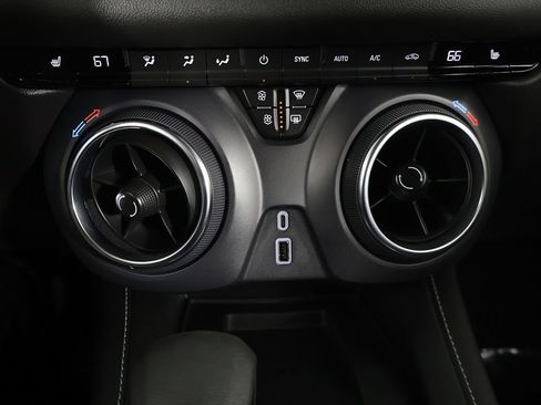 Used 2024 Chevrolet Blazer LT w/ Convenience Package FWD image 47
