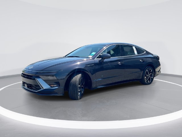 Used 2025 Hyundai Sonata SEL AWD/4WD image 1