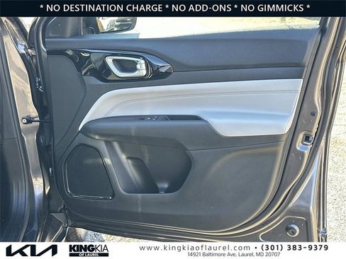 Used 2022 Jeep Compass Limited image 16