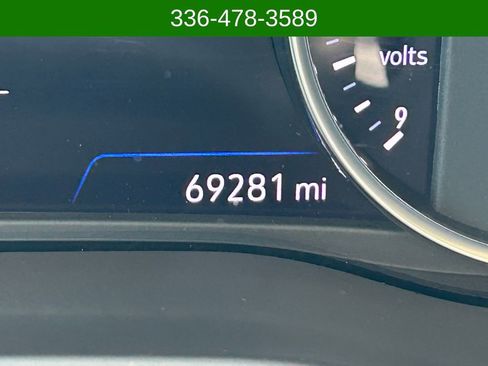 Used 2022 Buick Enclave Avenir w/ Avenir Technology Package AWD/4WD image 16