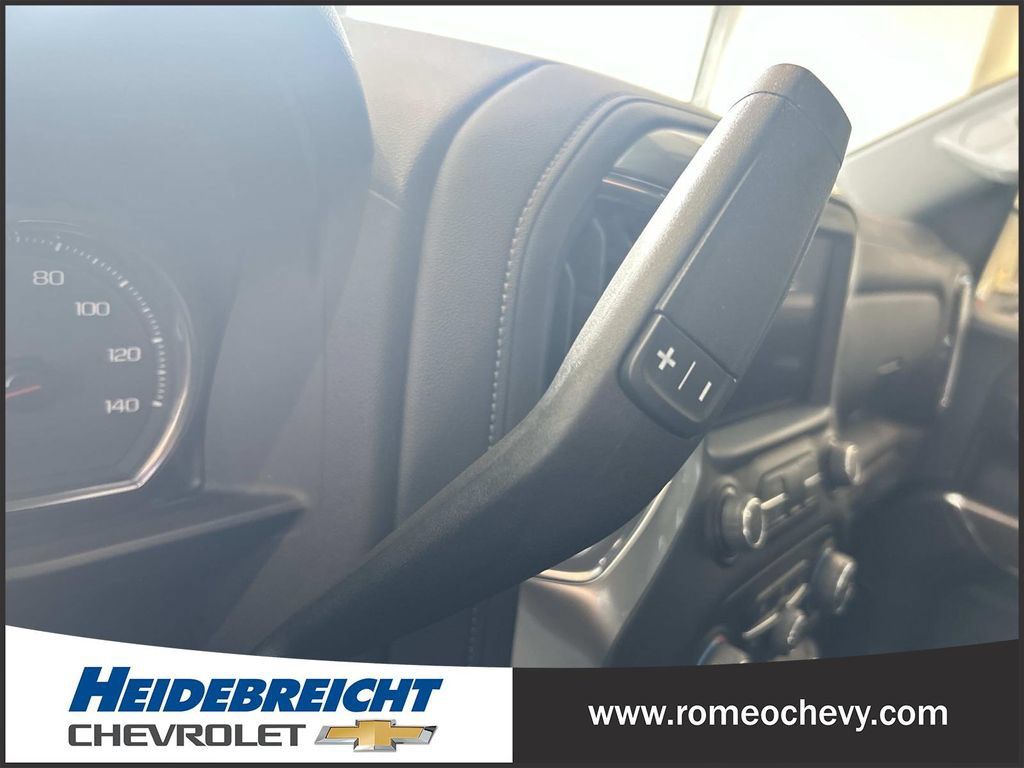 Certified 2022 Chevrolet Silverado 1500 LT w/ Convenience Package II AWD/4WD image 25