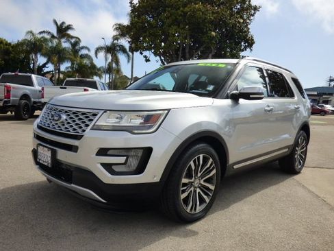 Used 2017 Ford Explorer Platinum AWD/4WD image 7