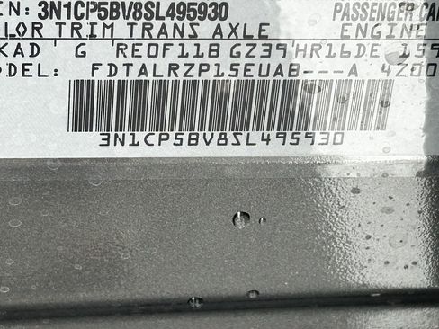 New 2025 Nissan Kicks Play S image 43