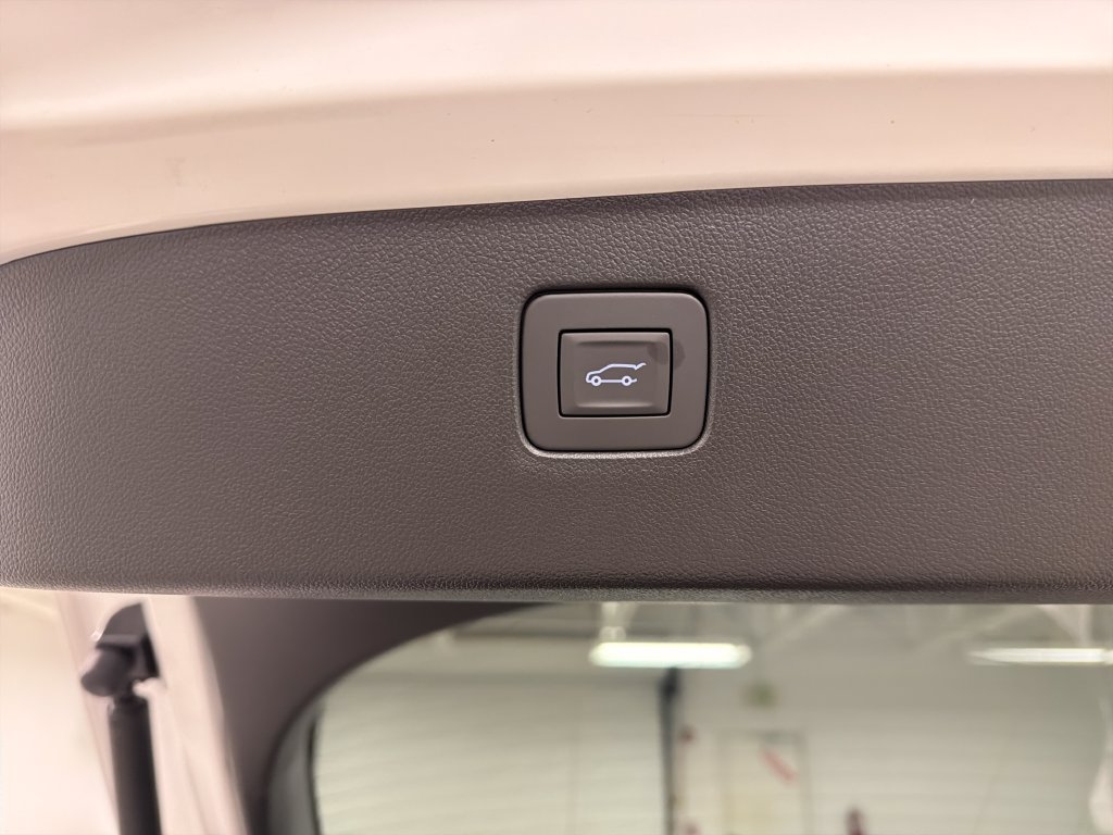 New 2026 Buick Envista Sport Touring w/ Convenience I Package FWD image 19