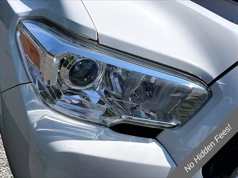 Used 2021 Toyota Tacoma SR w/ SR Convenience Package AWD/4WD image 25