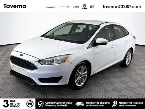 Used 2017 Ford Focus SE w/ Cold Weather Package image 1