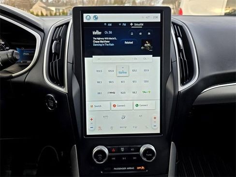 Used 2021 Ford Edge SEL w/ Convenience Package image 40