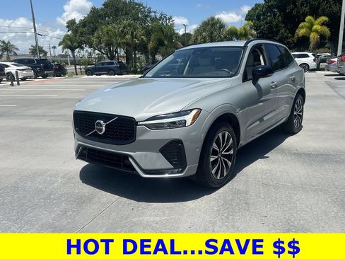 Used 2024 Volvo XC60 B5 Plus AWD/4WD image 3