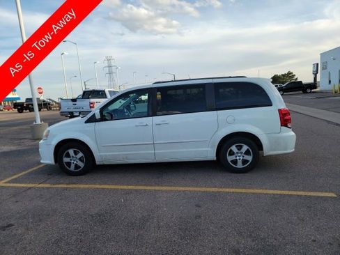 Used 2013 Dodge Grand Caravan SXT image 8