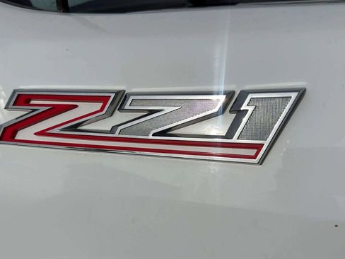 Used 2020 Chevrolet Silverado 2500 LT w/ Z71 Off-Road Package image 17