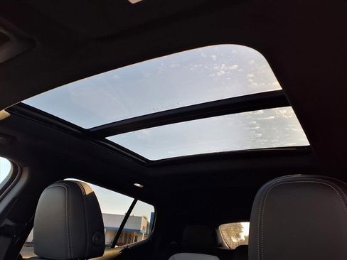 New 2026 Chevrolet Equinox EV LT w/ Convenience Package II image 9