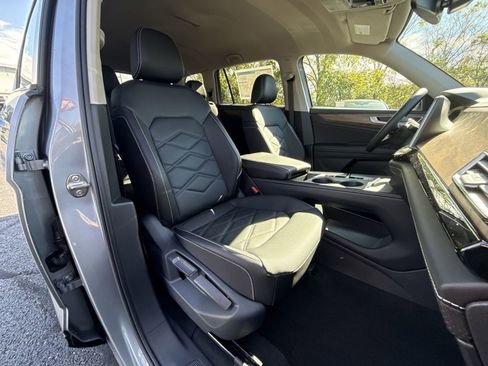 New 2026 Volkswagen Atlas SE image 25
