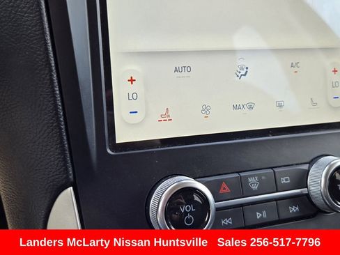 Used 2024 Ford Edge SEL AWD/4WD image 21