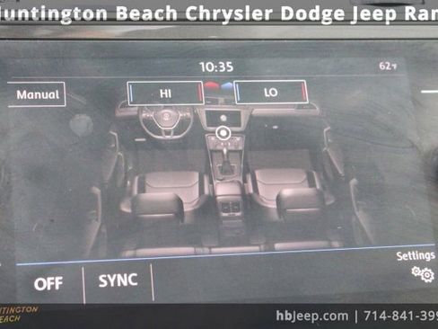 Used 2019 Volkswagen Tiguan SE w/ Panoramic Sunroof Package image 26