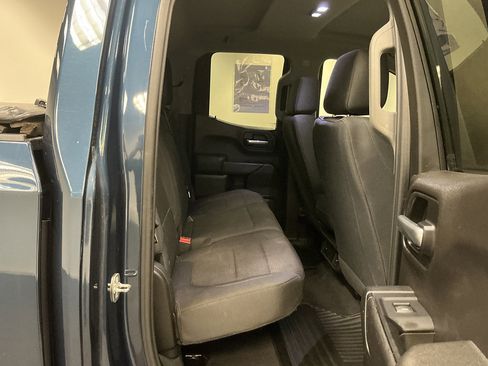 Used 2019 Chevrolet Silverado 1500 Custom Trail Boss w/ Custom Convenience Package AWD/4WD image 28