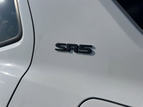 Used 2025 Toyota 4Runner SR5 image 28