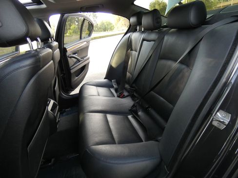 Used 2015 BMW 535i Sedan image 39