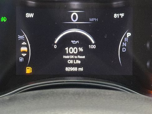 Used 2020 Jeep Grand Cherokee Altitude AWD/4WD image 29