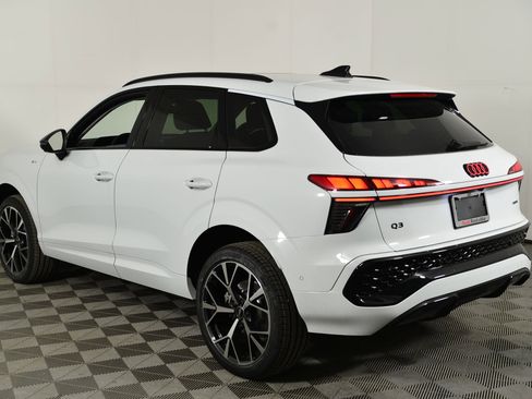 New 2026 Audi Q3 quattro 2.0T image 3