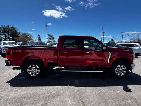 Used 2024 Ford F250 Lariat AWD/4WD image 7