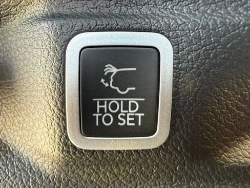 New 2026 Jeep Grand Cherokee L Limited AWD/4WD image 16