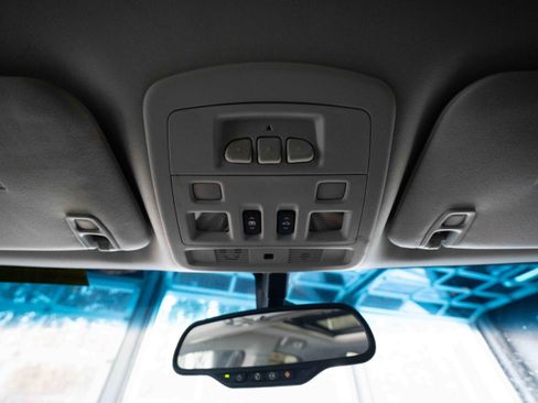 Used 2008 Cadillac CTS 3.6 AWD w/ Luxury Level Two Package image 18