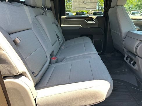 New 2026 GMC Sierra 2500 SLE w/ SLE Value Package; AWD/4WD image 16