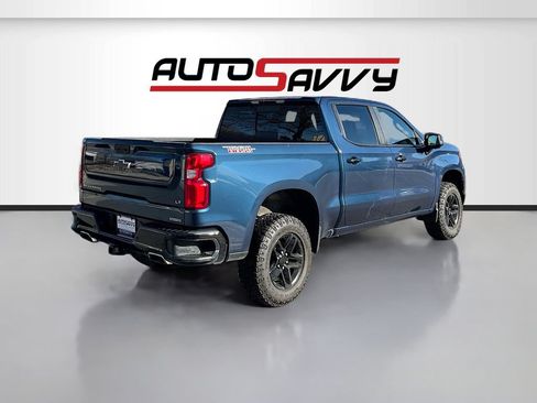 Used 2022 Chevrolet Silverado 1500 LT Trail Boss w/ LT Trail Boss Premium Package AWD/4WD image 7