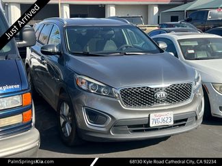 Used 2017 Kia Sorento AWD video 1