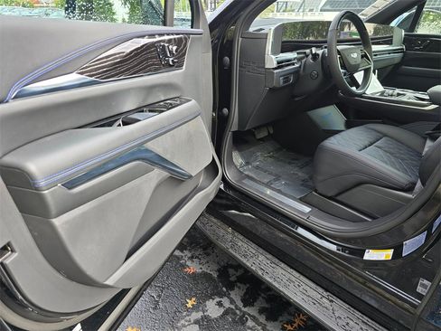 New 2026 Cadillac Escalade IQL Sport 1 image 22