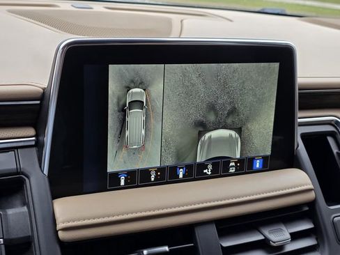 Used 2023 Chevrolet Tahoe Premier RWD image 19