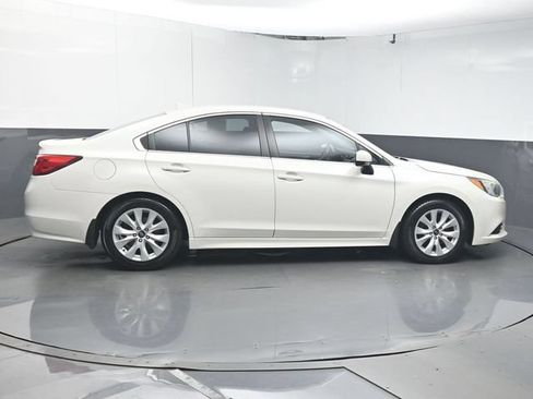 Used 2016 Subaru Legacy 2.5i Premium w/ Popular Package #1 AWD/4WD image 8
