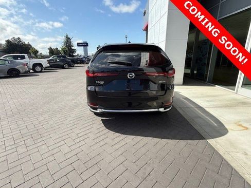 Used 2024 MAZDA CX-90 Plug-In Hybrid w/ Premium Pkg image 3