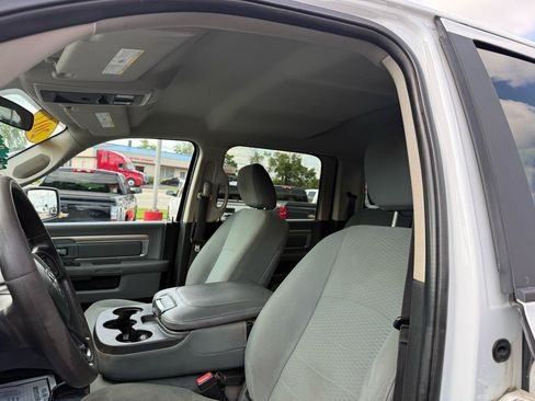 Used 2017 RAM 2500 SLT AWD/4WD image 15