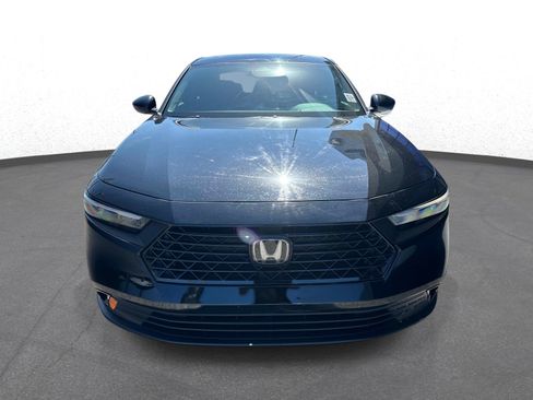 Used 2023 Honda Accord EX image 8