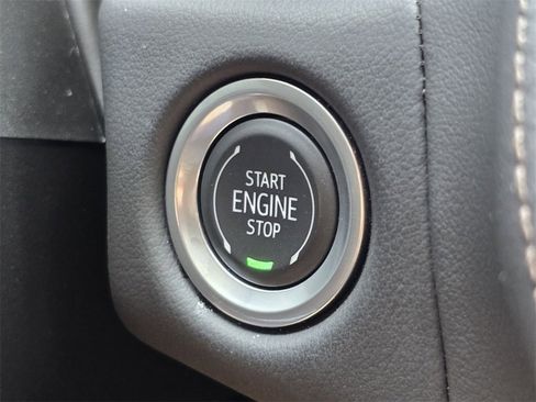 Used 2024 Chevrolet Suburban High Country image 30