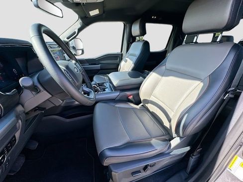 Used 2025 Ford F150 Lariat w/ Equipment Group 501A Mid AWD/4WD image 21