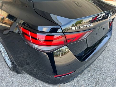 Certified 2023 Nissan Sentra S FWD image 32