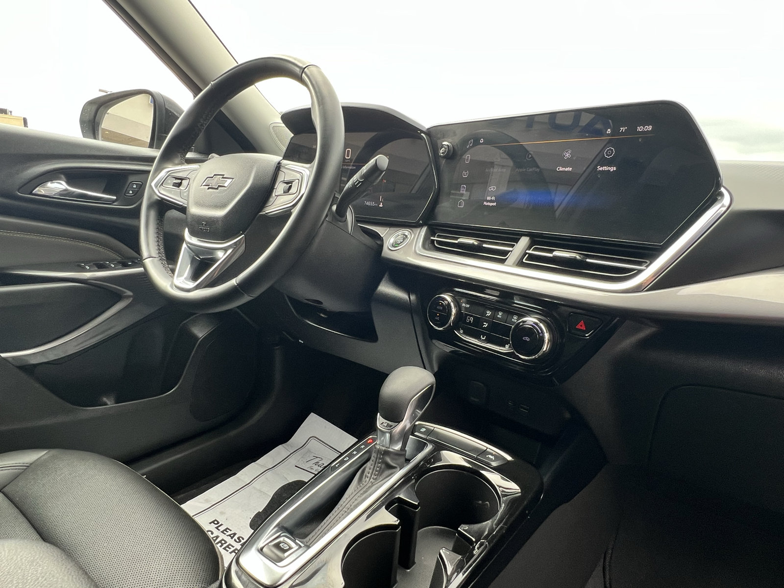 Used 2024 Chevrolet Trax ACTIV w/ Driver Confidence Package FWD image 18