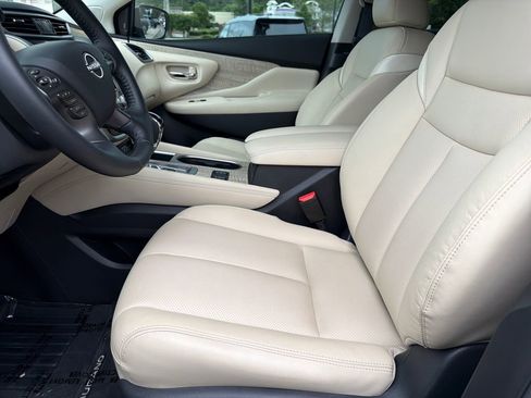 Used 2024 Nissan Murano SL FWD image 19