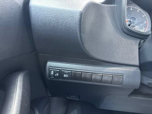 Used 2024 Toyota Corolla LE FWD image 33