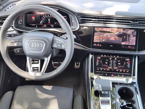 New 2026 Audi SQ7 Prestige AWD/4WD image 31